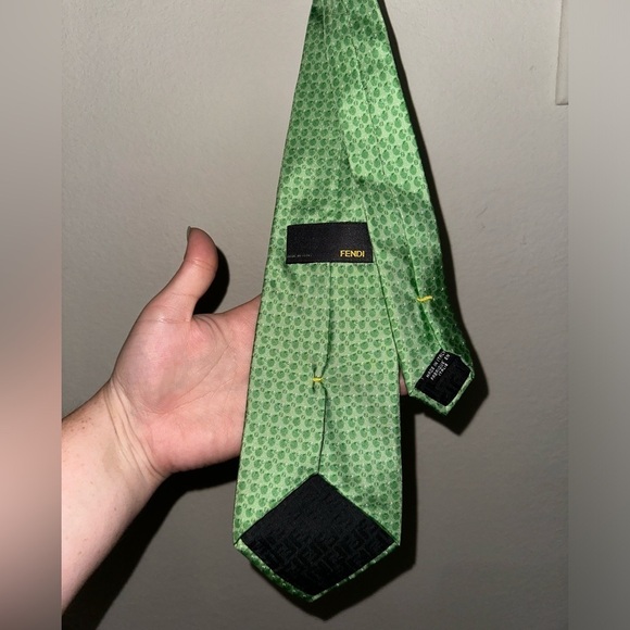Fendi green printed silk mens tie made in Italy - Picture 5 of 8